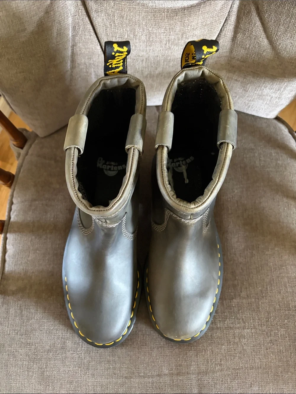Dr. Martens men’s/woman’s Brown Leather Ankle Boots with Yellow Stitching